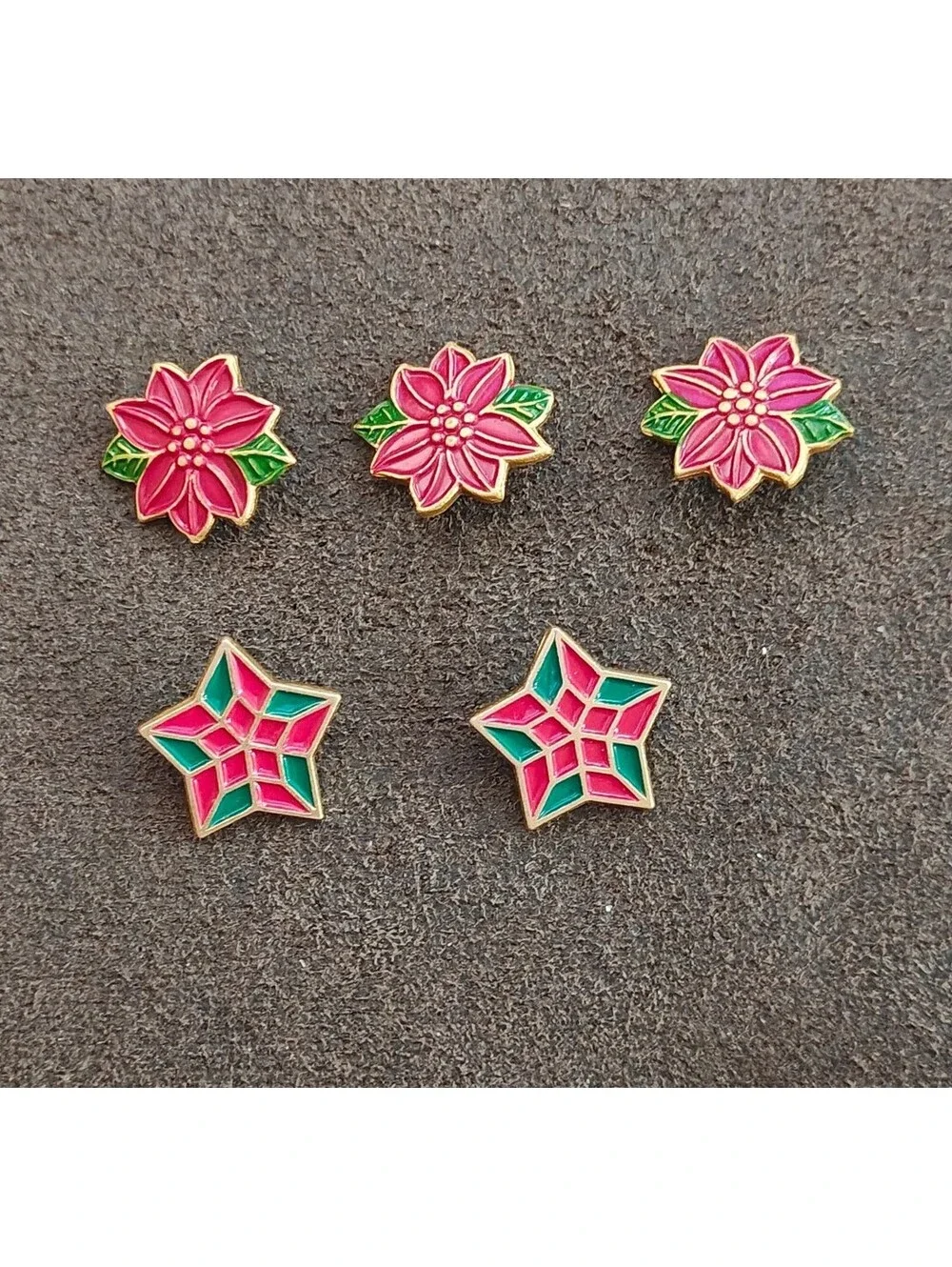 70s Set Of 5 Hand Painted Enamel Christmas Poinsettia & Geometric Stars Buttons